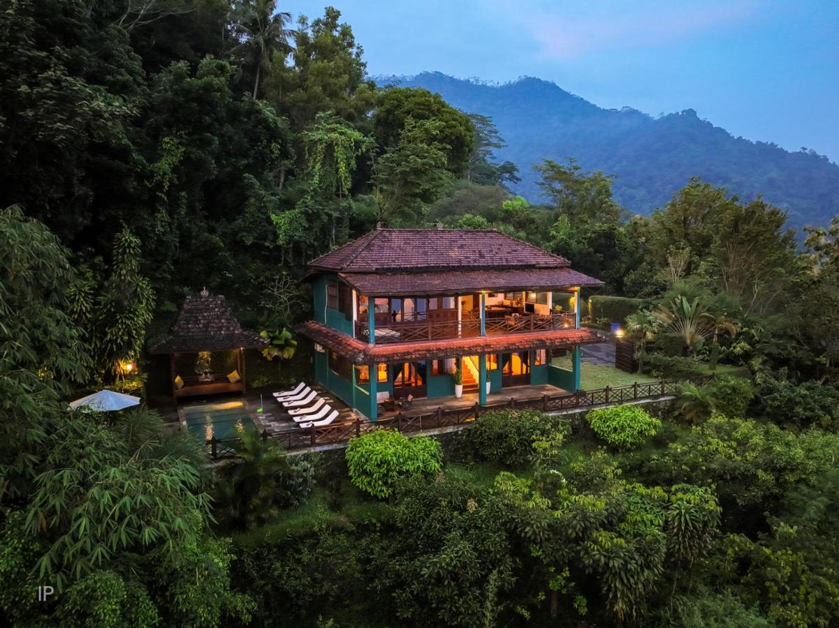 Villa Borobudur Resort Magelang Exterior photo